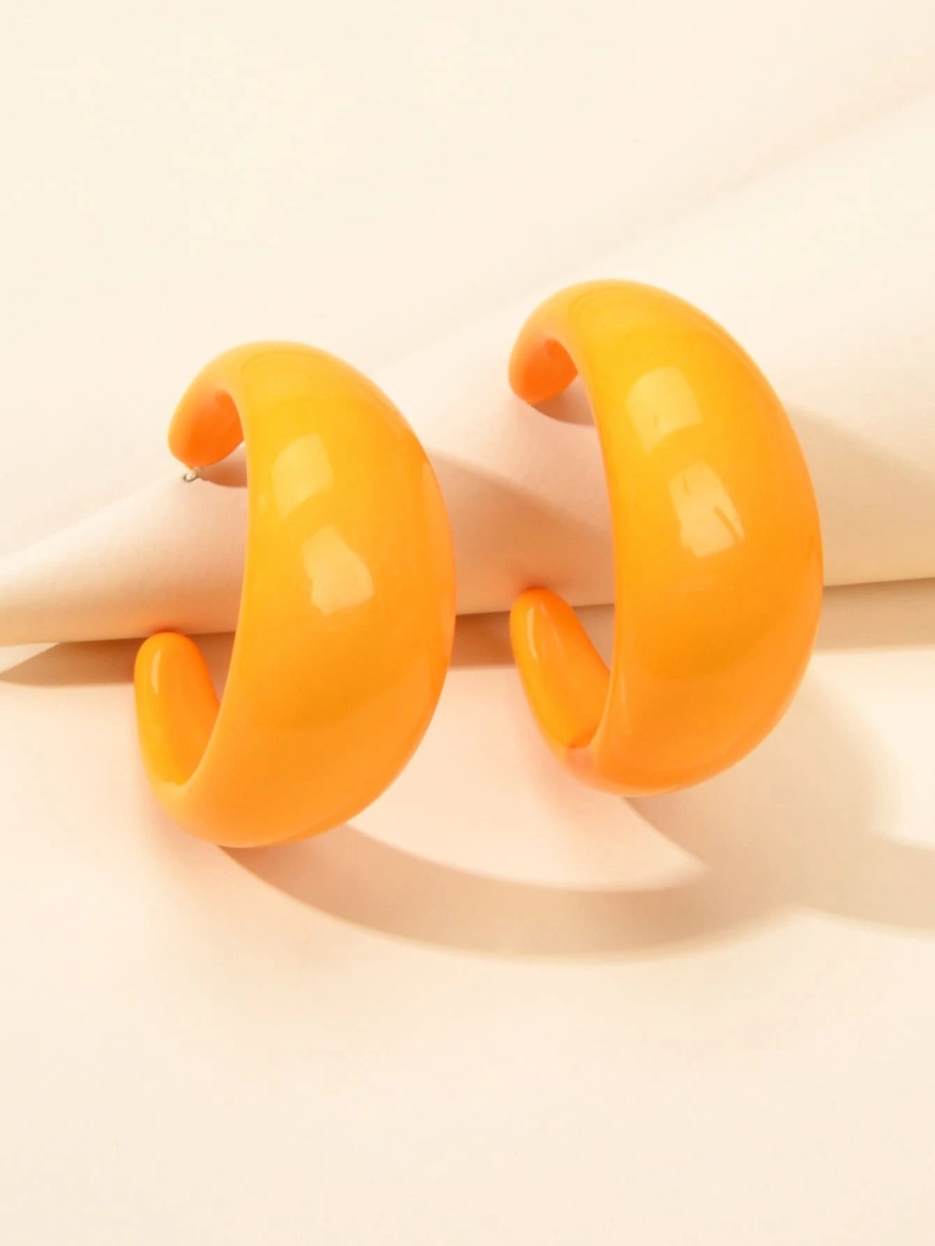Fashion Round Yellow White Resin Hoop Earrings Circle C Shape Acrylic Cuff Stud-2